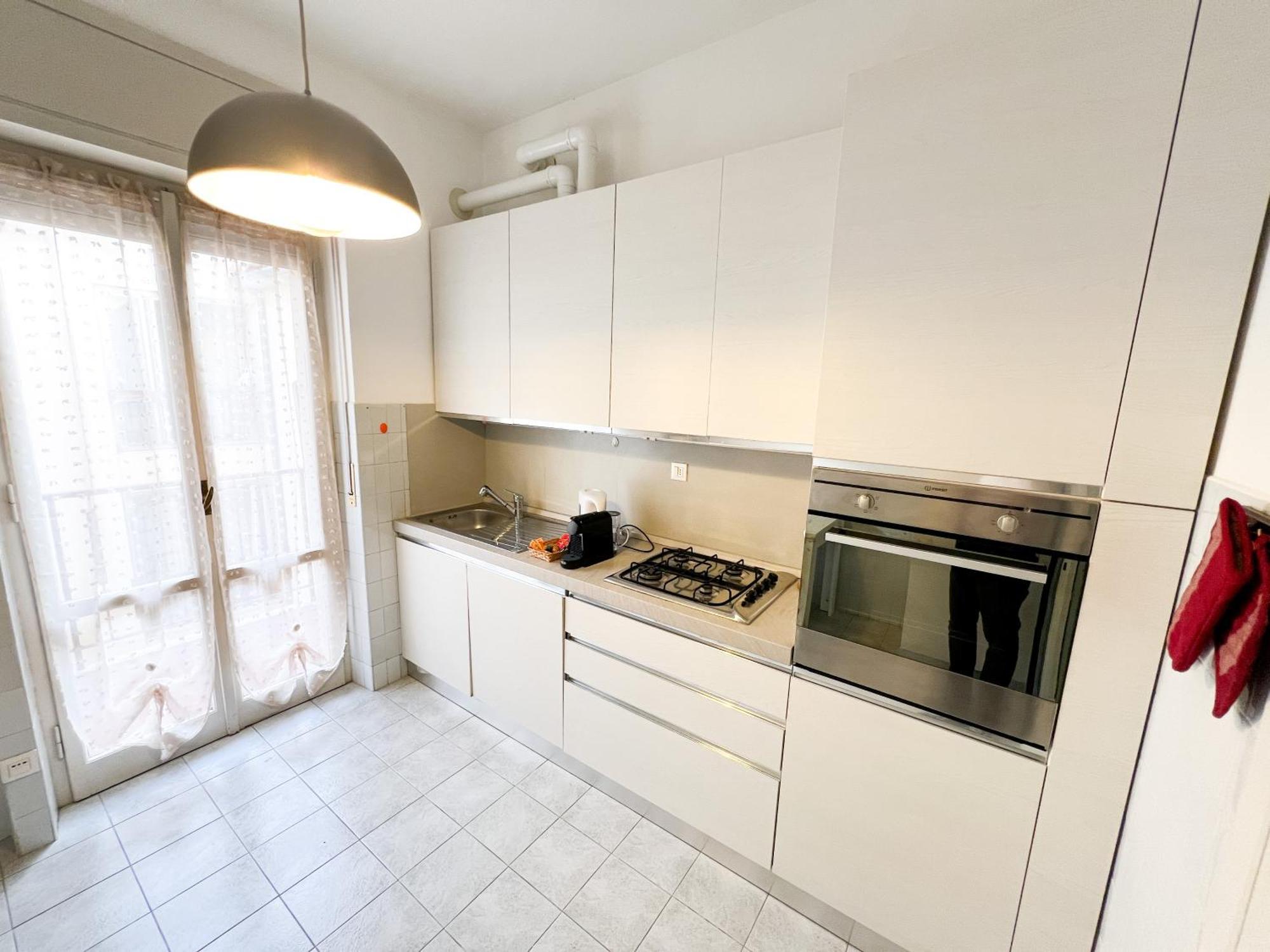 Casa Letizia All'Arena - Parcheggio E Supermercato Verona Buitenkant foto